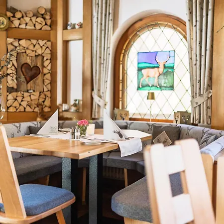 Hirschen Brandenberg Hochschwarzwald Feldberg Hotel 3*