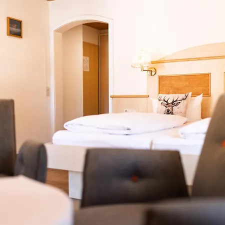 Hotel Hirschen Im Hochschwarzwald Nahe Feldberg Todtnau